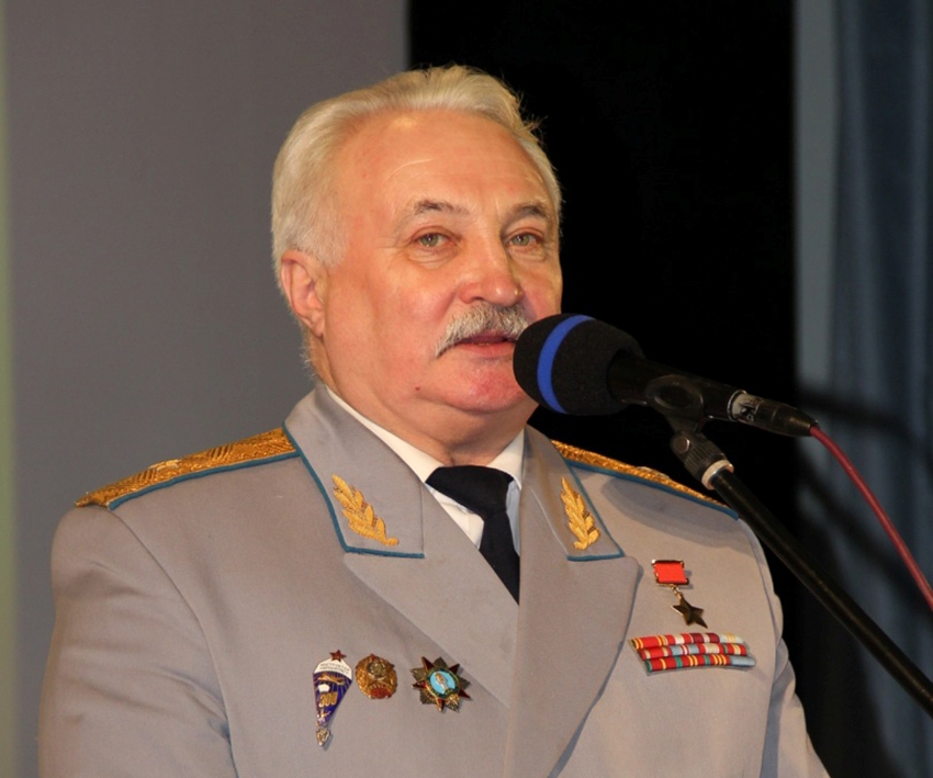 ЧЕСТЬ ОФИЦЕРА–ПРЕВЫШЕ ВСЕГО.jpg