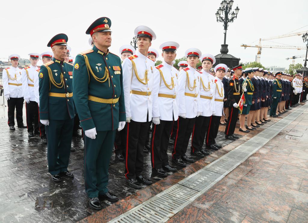 Торжественный выпуск Храме Христа Спасителя - 01.jpg