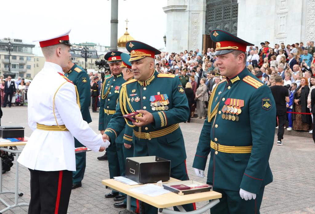 Торжественный выпуск Храме Христа Спасителя - 1.jpg
