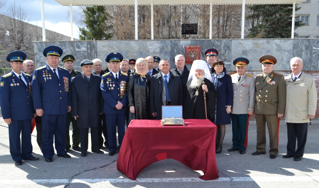 Вручение мощей в УГСВУ 18.04.2015 (10) .JPG