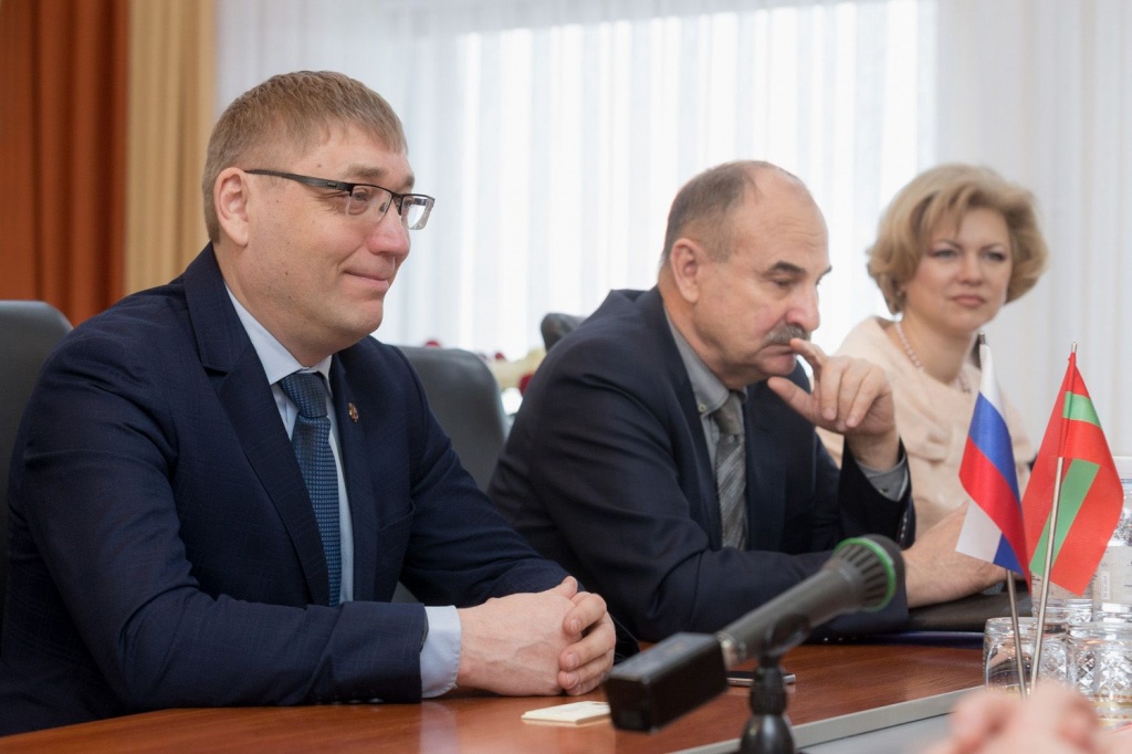Тирасполькое СВУ может войти в «Кадетское братство».jpg