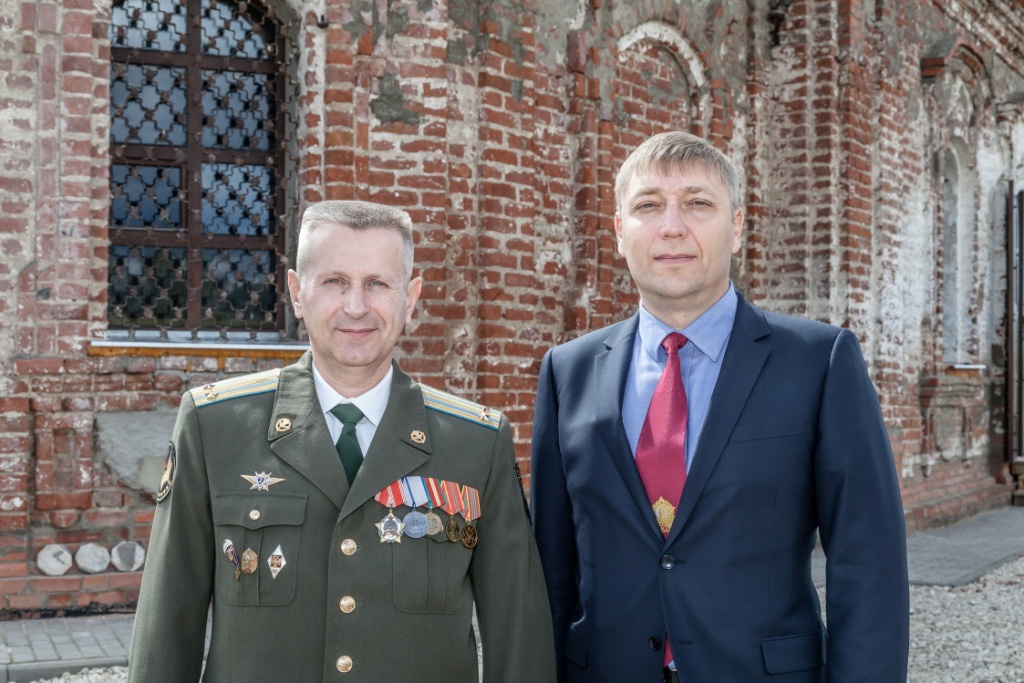 Суворовский Храм Передача мощей и Первая Литургия (11).jpg