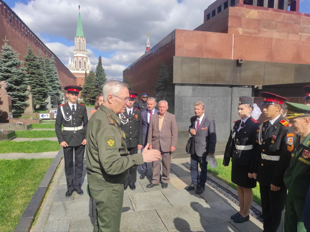 Возложение цветов Сталину 21.08.2023 (22).jpg