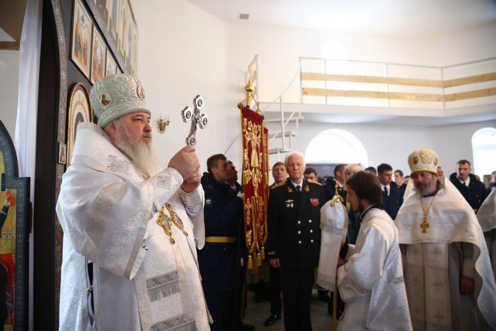 Передача святынь Ставропольскому ПКУ и ВЧ края (11).jpg