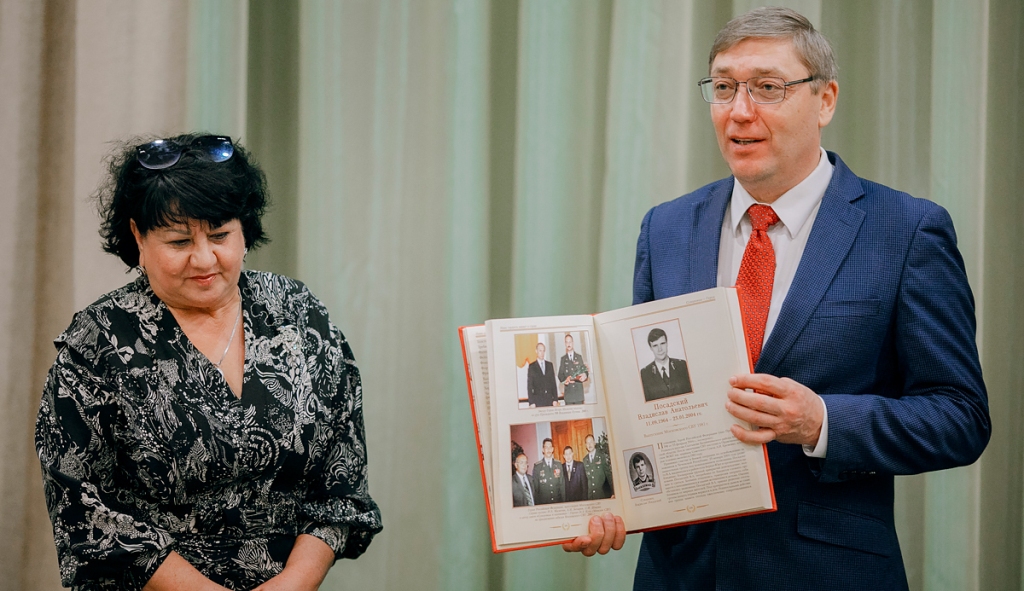 Книгу о Московском суворовском училище презентовали в столице (11).jpg