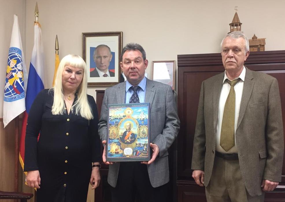 Передача Иконы Св. прв. Феодора Ушакова.jpg