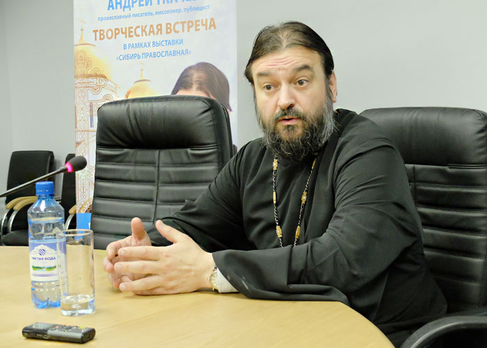 Московский суворовец протоиерей Андрей Ткачев.jpg