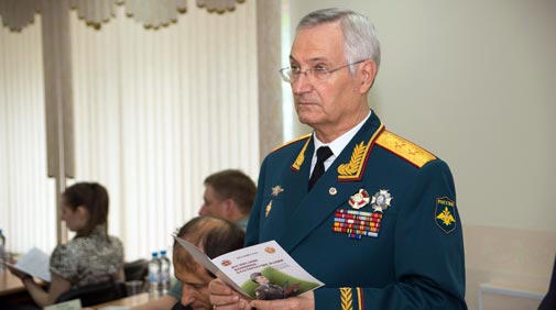 Генерал-лейтенант Шатохин В.Я..jpg