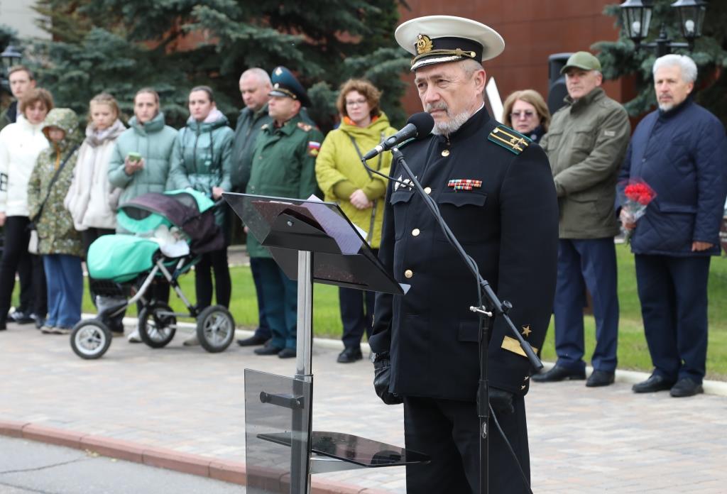 Открытие стелы Героя - 10.JPG