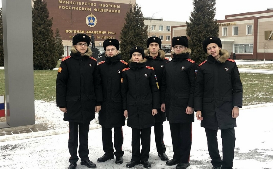 Выпускной курс Московского СВУ посетил Военную академию РВСН (1).jpg