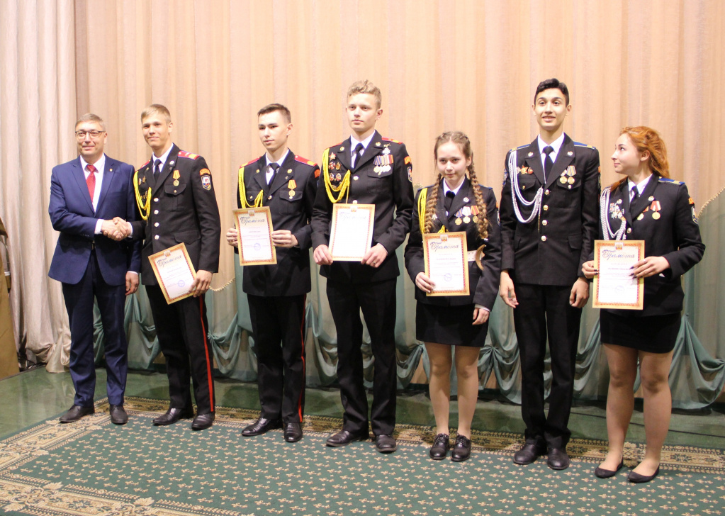 Выставка литографий в ЦМ ВС РФ (20).JPG