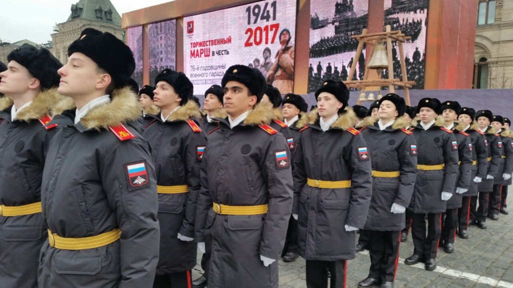 Московские суворовцы на Параде 1 ноября 2017.jpg