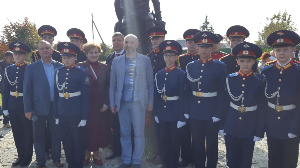 Открытие памятника генералиссимусу А.В.Суворову в селе Кистыш (14).jpg