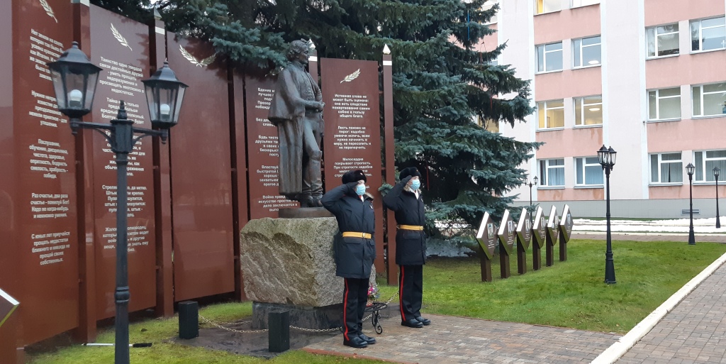 Суворовцы отмечают День рождения генералиссимуса А.В. Суворова - 3.jpg