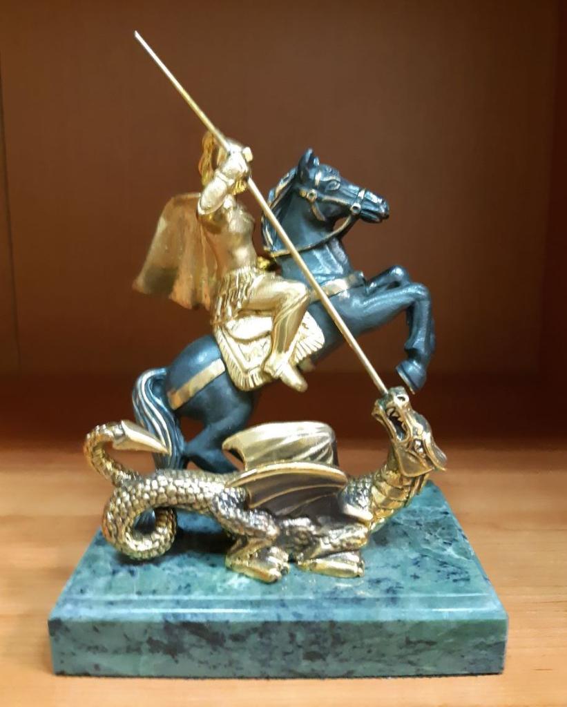 Московские суворовцы приняли участие в престольном празднике Храма преподобных Зосимы и Савватия - 3.jpg Московские суворовцы приняли участие в престольном празднике Храма преподобных Зосимы и Савватия - 3.jpg