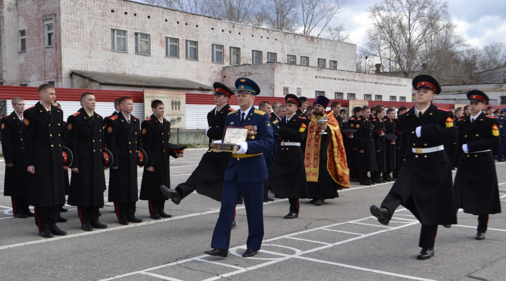 Вручение мощей в УГСВУ 18.04.2015 (7) .JPG