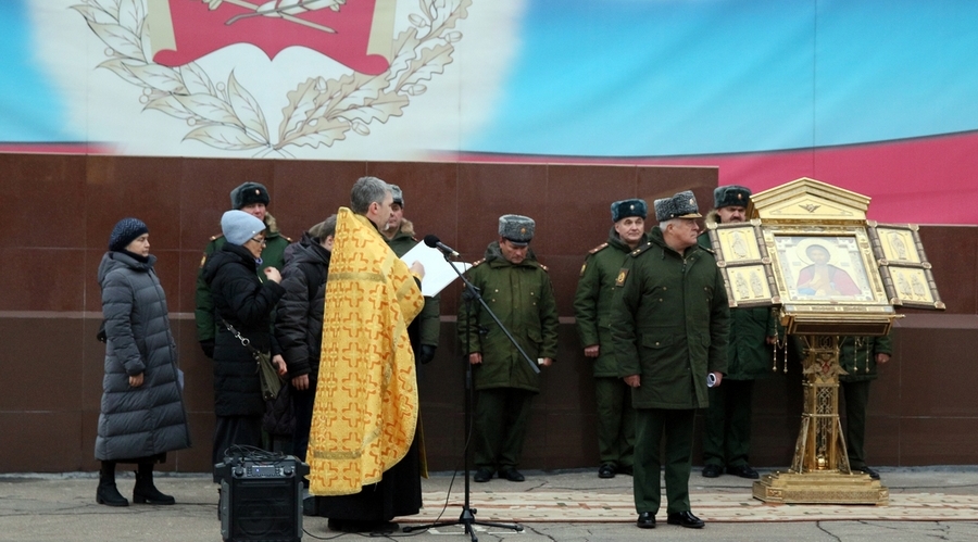 Главная Икона Сухопутных Войск посетила Московское СВУ (1).jpg