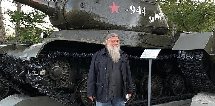 Отец Александр Шумский.jpg