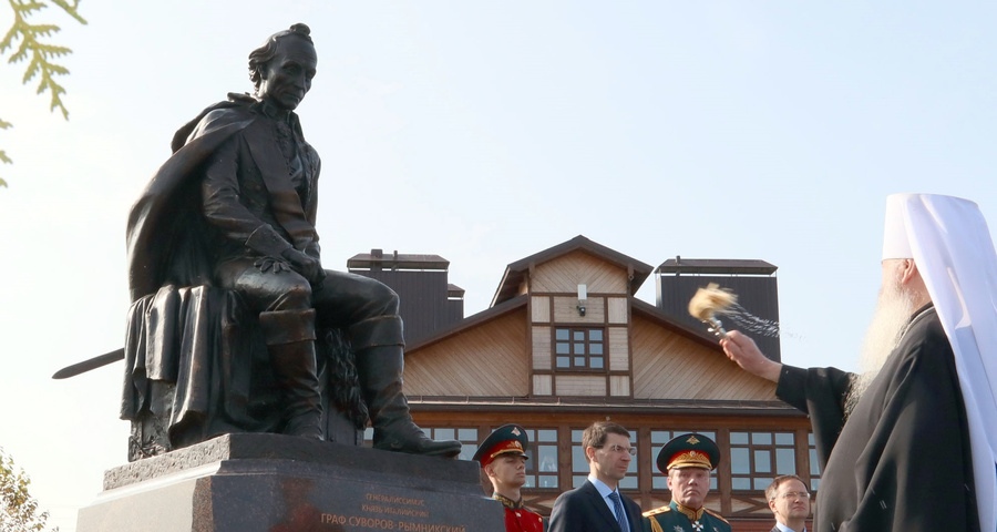 Открытие памятника генералиссимусу А.В.Суворову в селе Кистыш (6).jpg