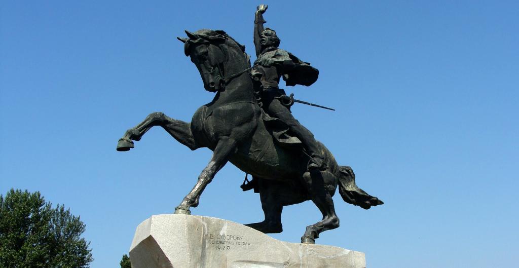 Памятник А.В. Суворова в Тирасполе.jpg