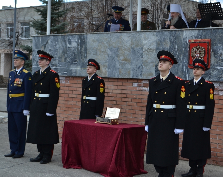 Вручение мощей в УГСВУ 18.04.2015 (4) .JPG