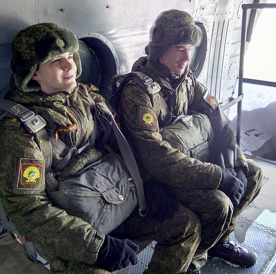 Московские суворовцы в Новосибирском ВВКУ (1).jpg