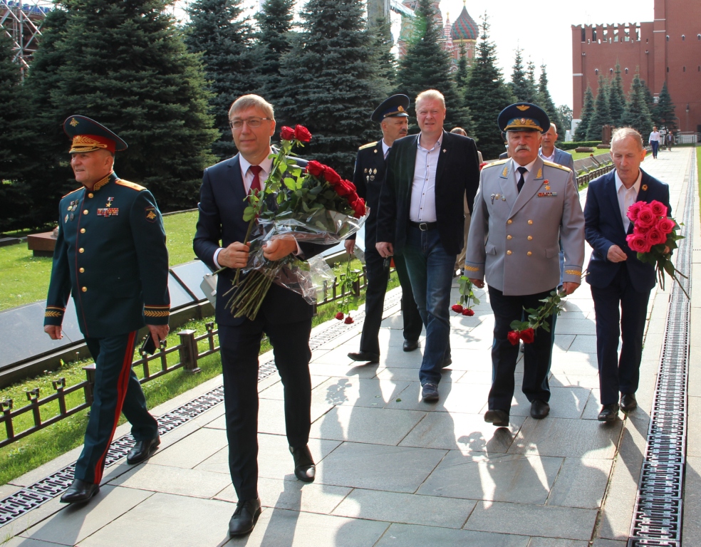 Цветы Сталину 21.08.2018 (3).JPG