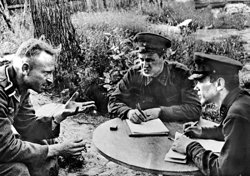 День военного перевочика.jpg