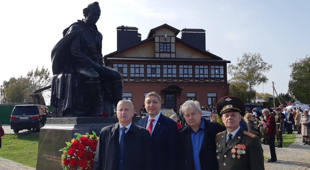 Открытие памятника генералиссимусу А.В.Суворову в селе Кистыш (13).jpg