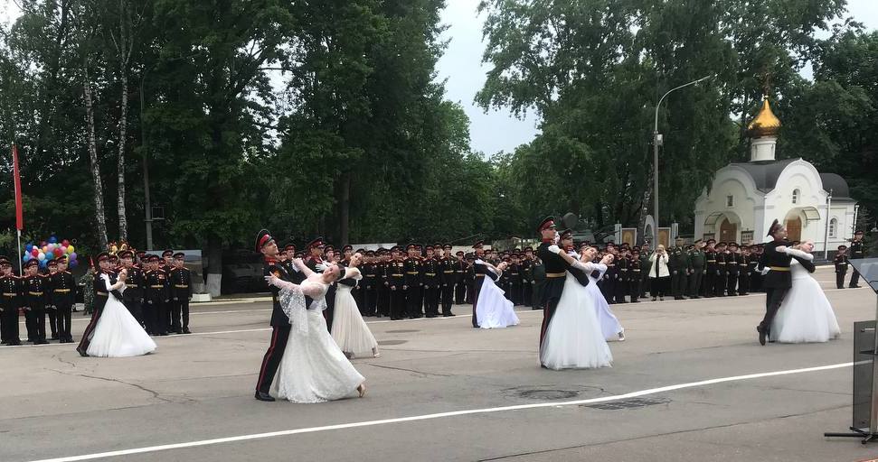 Последний звонок в Московском СВУ - 2.jpg