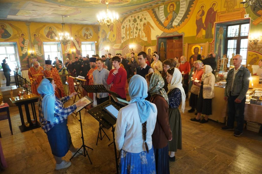 Торжественная церемония поминовения генералиссимуса А.В.Суворова - 2.jpg