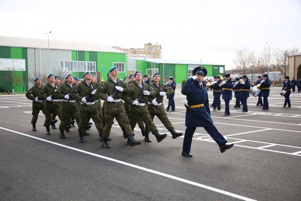 Передача святынь Ставропольскому ПКУ и ВЧ края (10).jpg