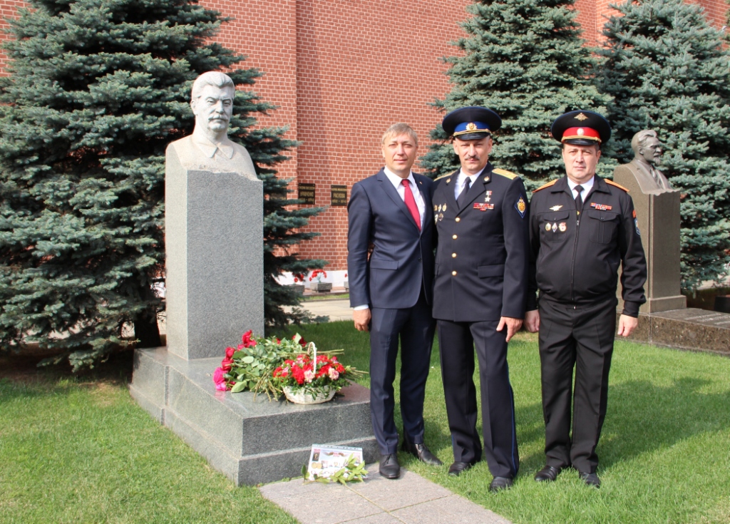 Цветы Сталину 21.08.2018 (17).JPG
