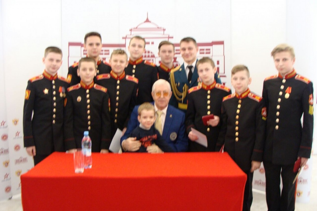 Награждение Московских суворовцев - хоккеистов (6).jpg