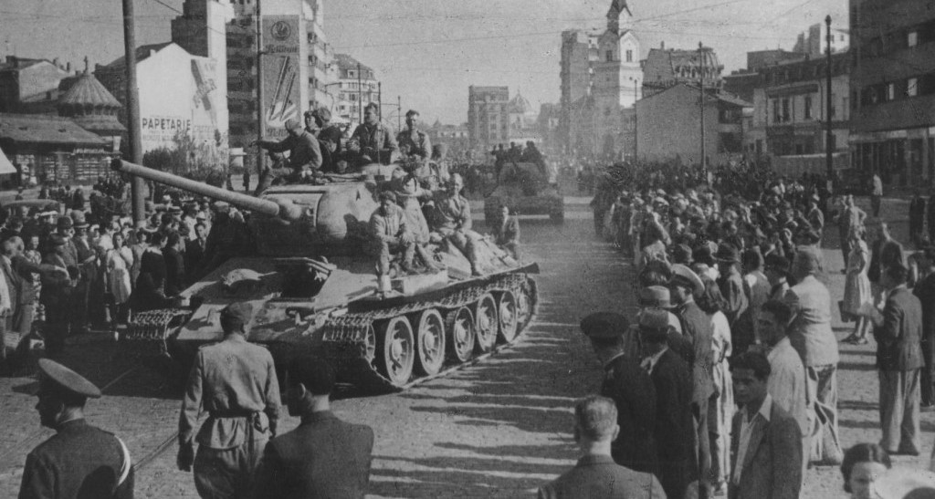 В СВЯЗИ С ВСТУПЛЕНИЕМ КРАСНОЙ АРМИИ НА ТЕРРИТОРИЮ РУМЫНИИ.jpg