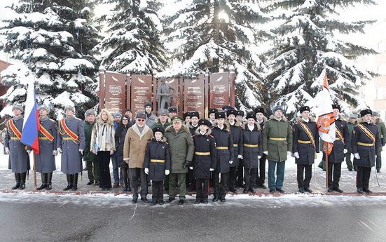 Московские суворовцы предпочитают сухопутную стезю..jpg