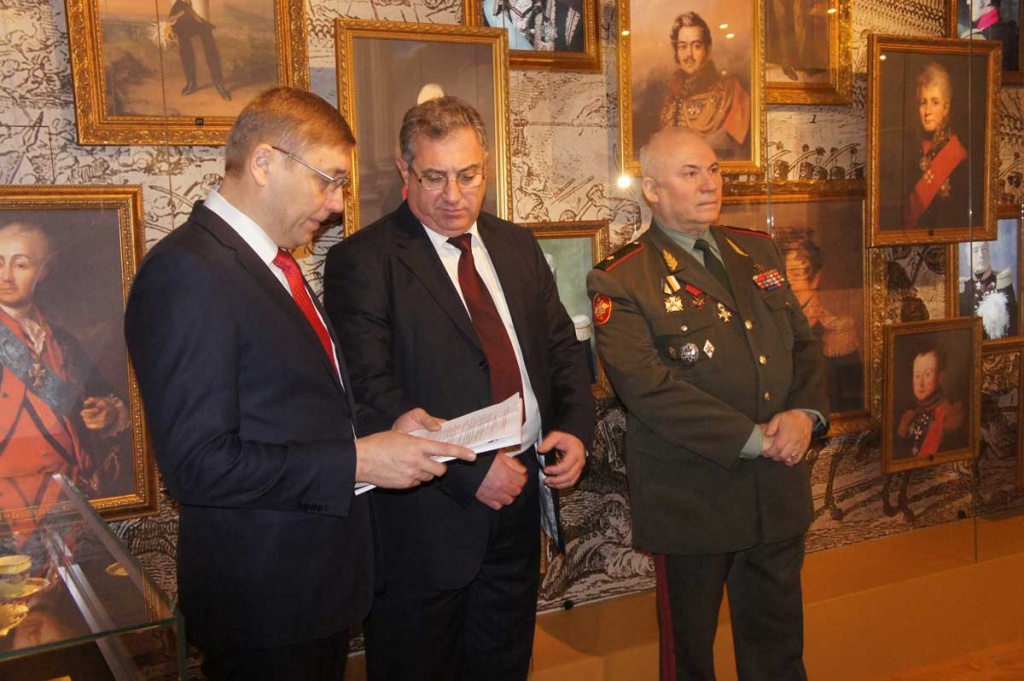 Церемония передачи Ордена Святого Георгия IV степени 4.jpg