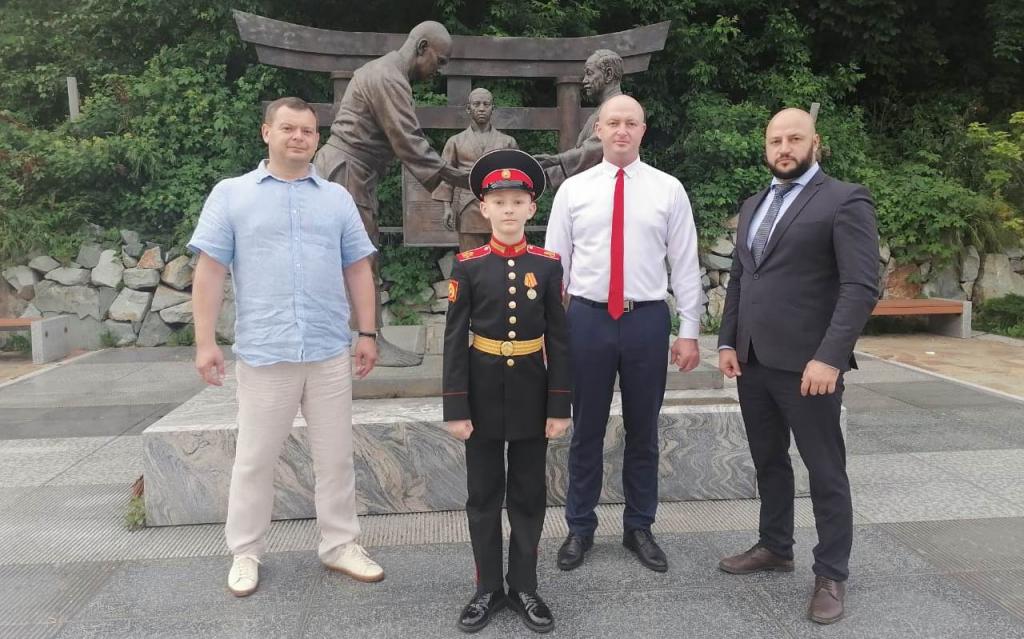 Внук - Сын - Отец - Дед (1).jpg