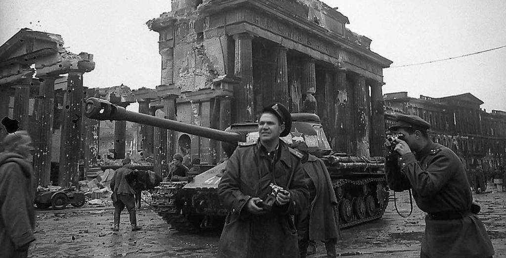 2 мая 1945 года.jpg