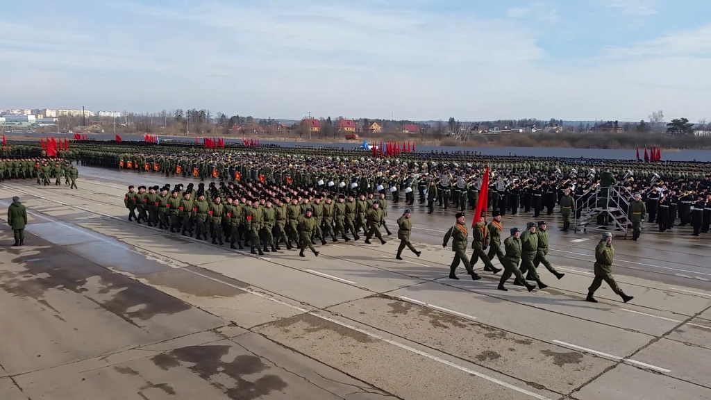 Подготовка к Параду  Победы.jpg