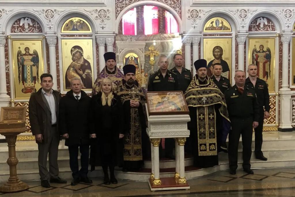 Передача Иконы Св. блгв. кн. Даниила Московского-1.jpg