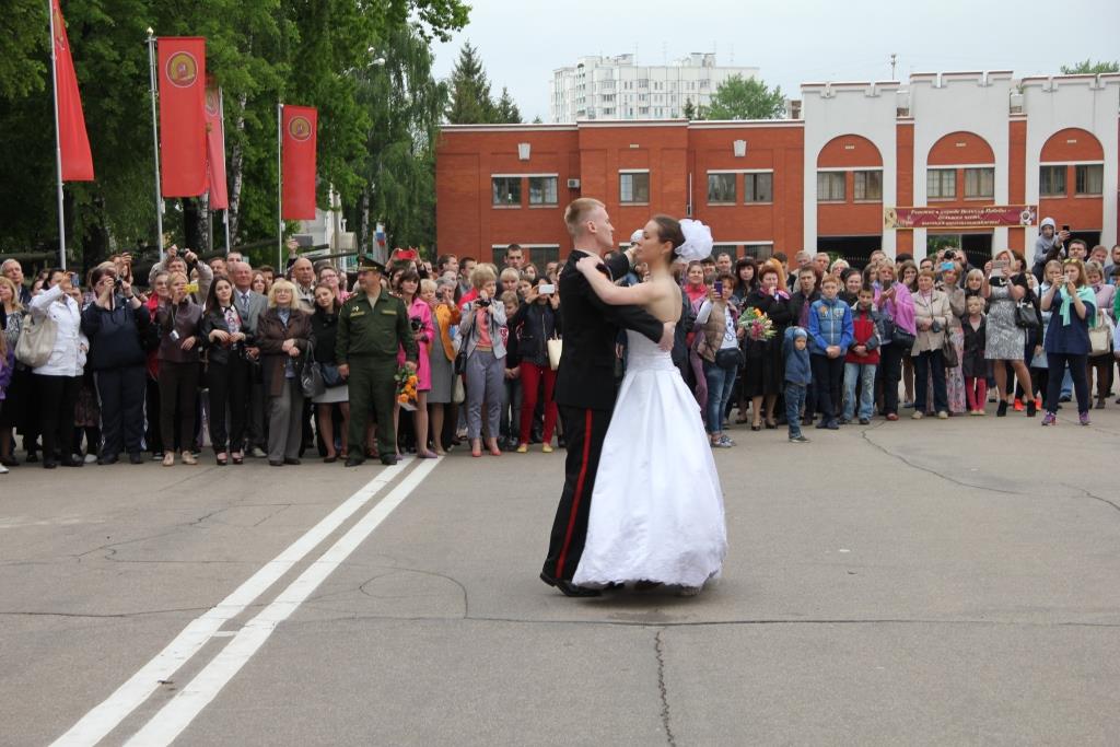 Послдений звонок в МсСВУ 2015 (10).JPG