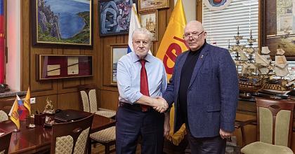 Сергей Миронов и Александр Владимиров обсудили философию государства и поддержку кадетского движения