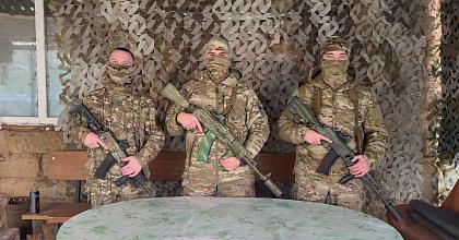 Бойцы Российского спецназа поздравляют нас с наступающим Новым годом!