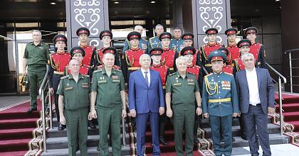 С технологиями виртуальной реальности