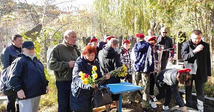Ялтинцы почтили память Московского суворовца Героя России Дмитрия Гребёнкина