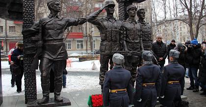 Мемориальный комплекс воинам, погибшим в вооруженных конфликтах, открыли в Тюмени