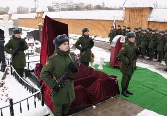 Открытие памятника суворовцу В.В.Кирсанову 7 ноября 2016 года (1).JPG
