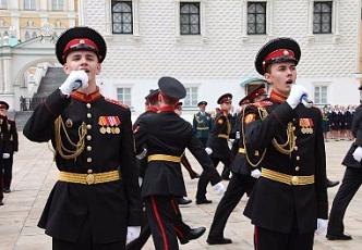 Выпускной МсСВУ на Собороной площади 25.06.2016 (14).jpg