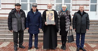 Молитесь Богу - от него Победа